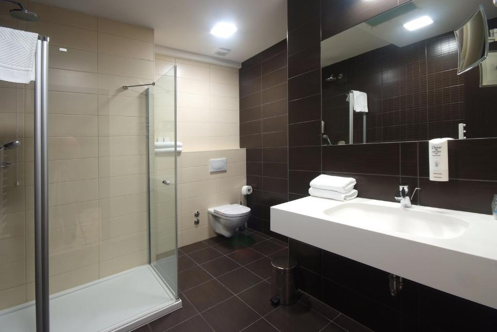 Hotel Park Doboj Exterior photo