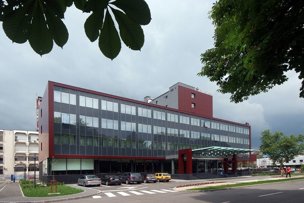 Hotel Park Doboj Exterior photo